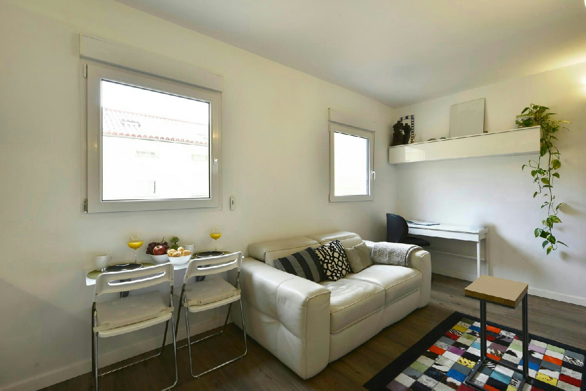 Consigli pratici per valorizzare ogni angolo nelle case con ambienti compatti e funzionali